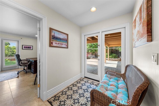 Building Photo - 2129 Palos Verdes Dr W