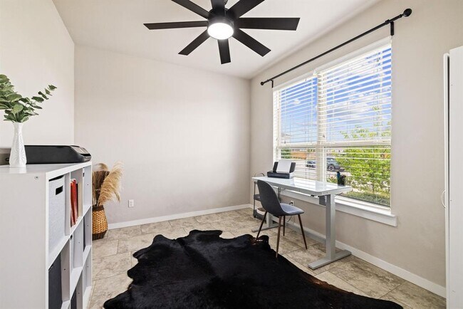 Building Photo - 157 Syrah Ct