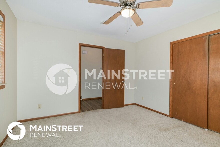 Building Photo - 9150 Wood Ave