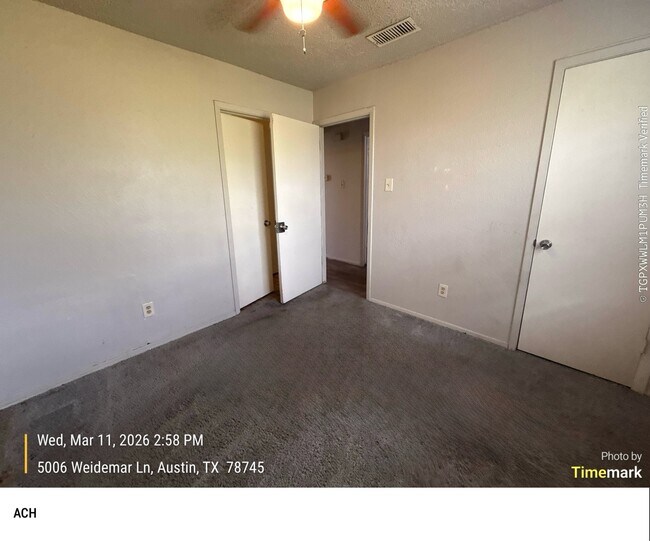 Building Photo - 5006 Weidemar Ln