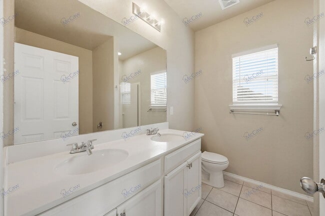 Building Photo - 2365 Bernese Ln