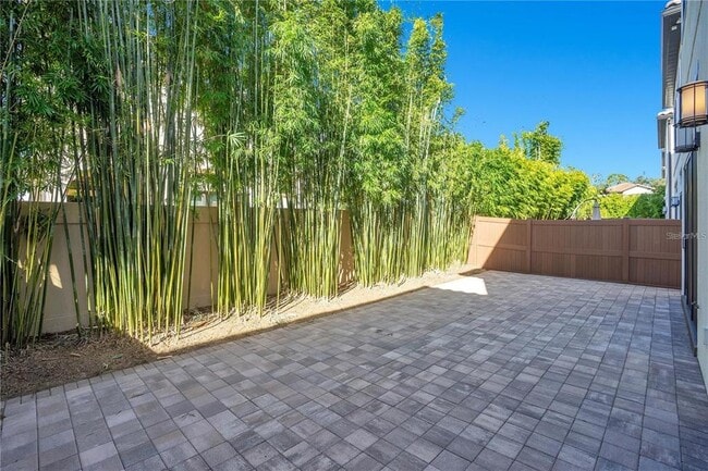 Building Photo - 8449 Via Vittoria Way