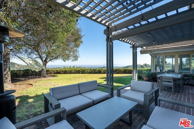 Building Photo - 2526 Cordelia Rd