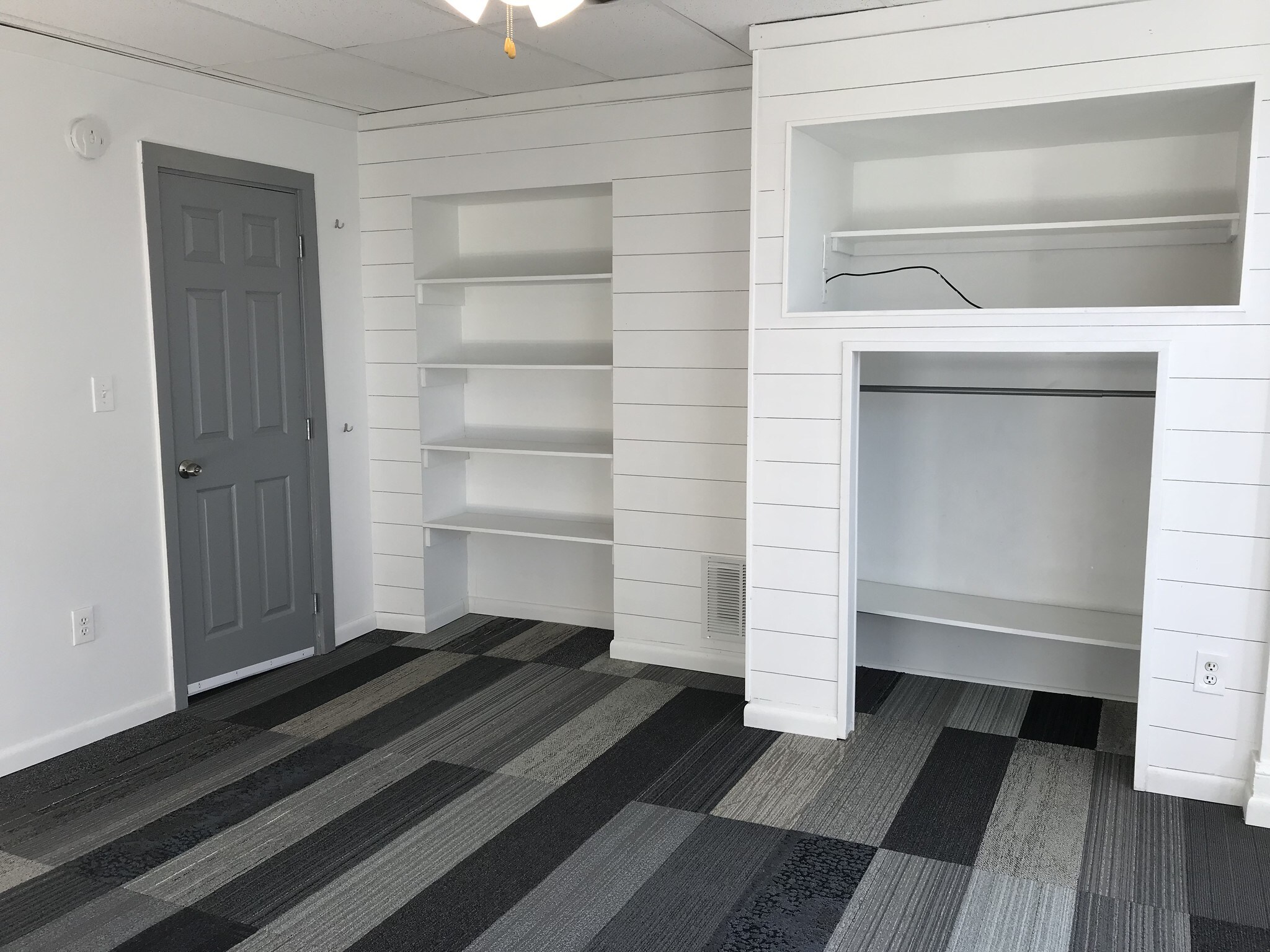Bedroom-Front-1c - 4045 5th Ave