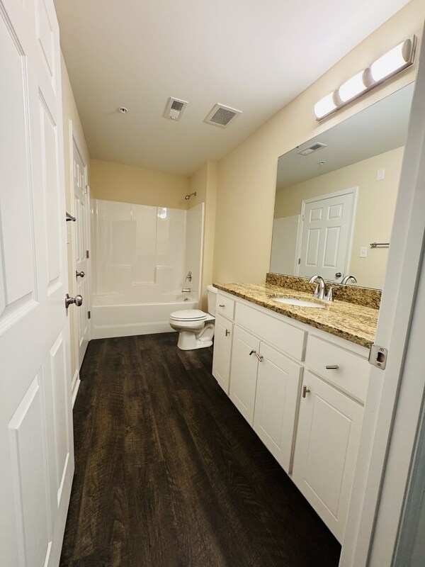 Building Photo - 1150 Cross Creek Cir