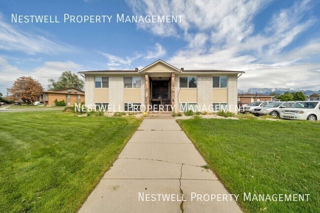 Primary Photo - 8449 W Bridge Rd