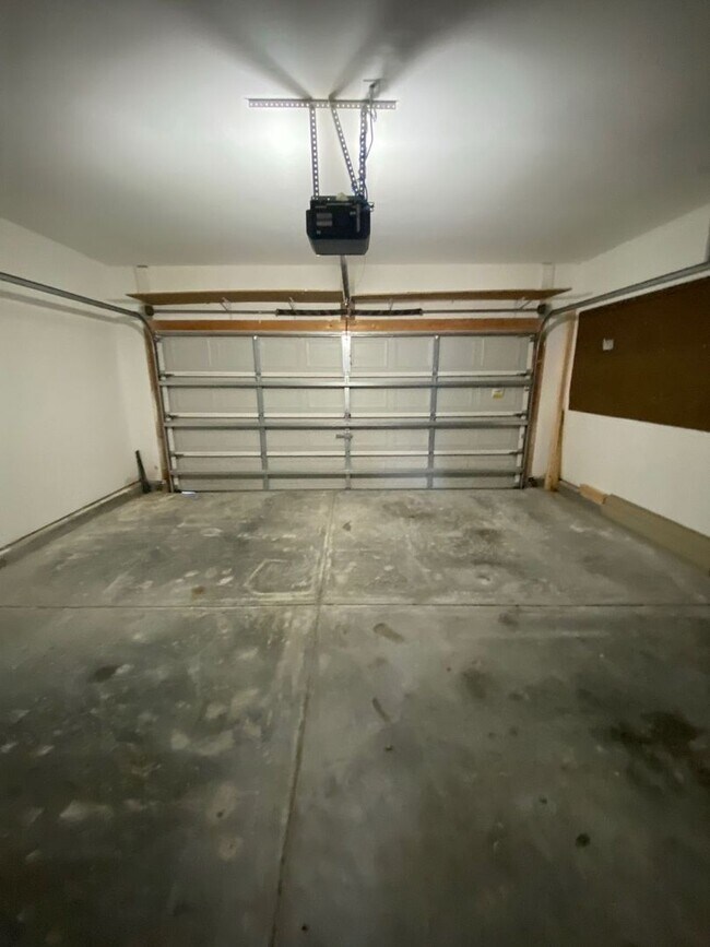 Building Photo - LEGEND OAKS DORCHESTER DISTRICT TWO SCHOOLS