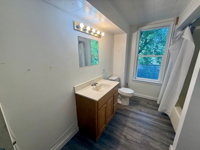 Building Photo - 4 Bed 2 Bath Single Family Home in Wausau