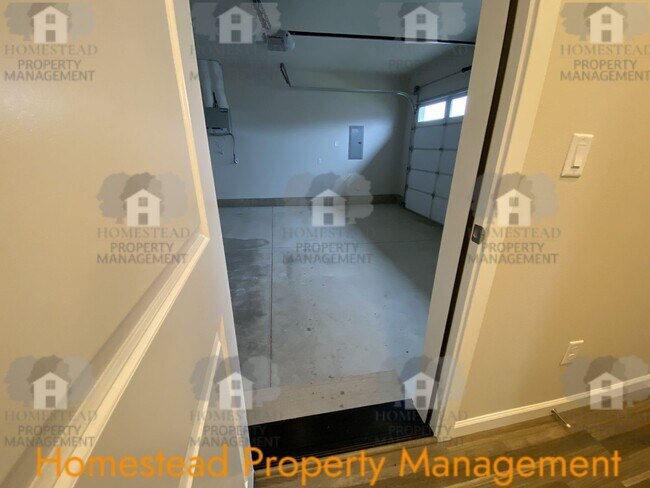 Building Photo - Welcome to your new home!