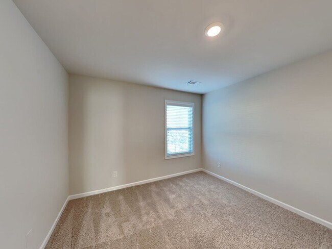 Building Photo - Beautiful Townhome 3 Bedroom 2.5 Bath Located in Canton, GA!!