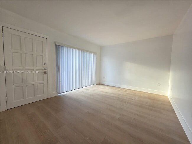 Building Photo - 7445 SW 153rd Pl