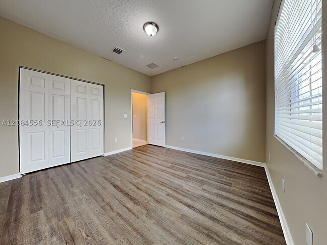 Building Photo - 4803 San Andros