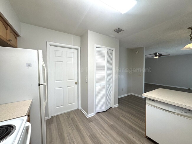 Building Photo - 3450 Harrow Ln