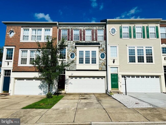 Building Photo - 16811 Sweeney Ln