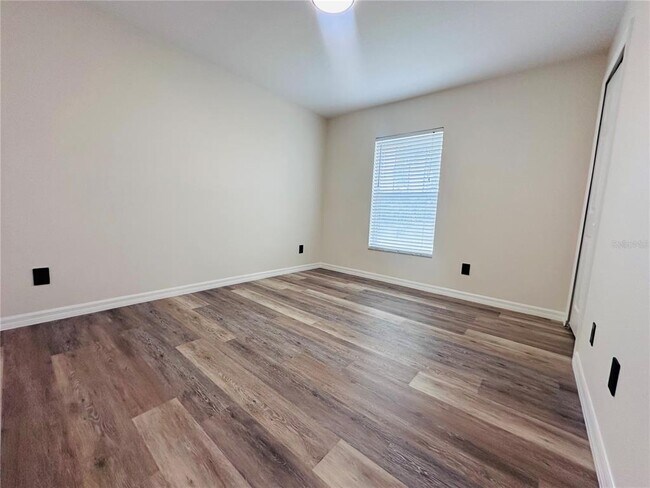 Building Photo - 2072 Cypress Bay Blvd