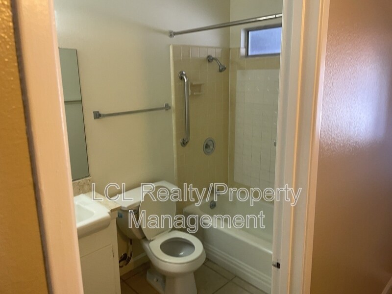 Building Photo - 28200 Winged Foot Dr