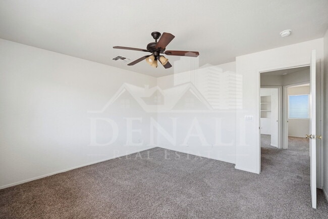 Building Photo - 6107 N 135th Dr