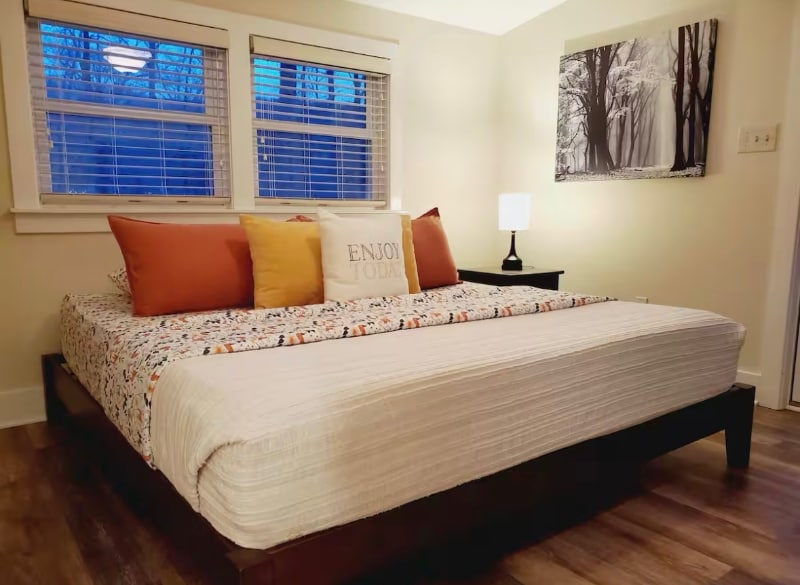 Building Photo - 42083 Sweet Spring Ln