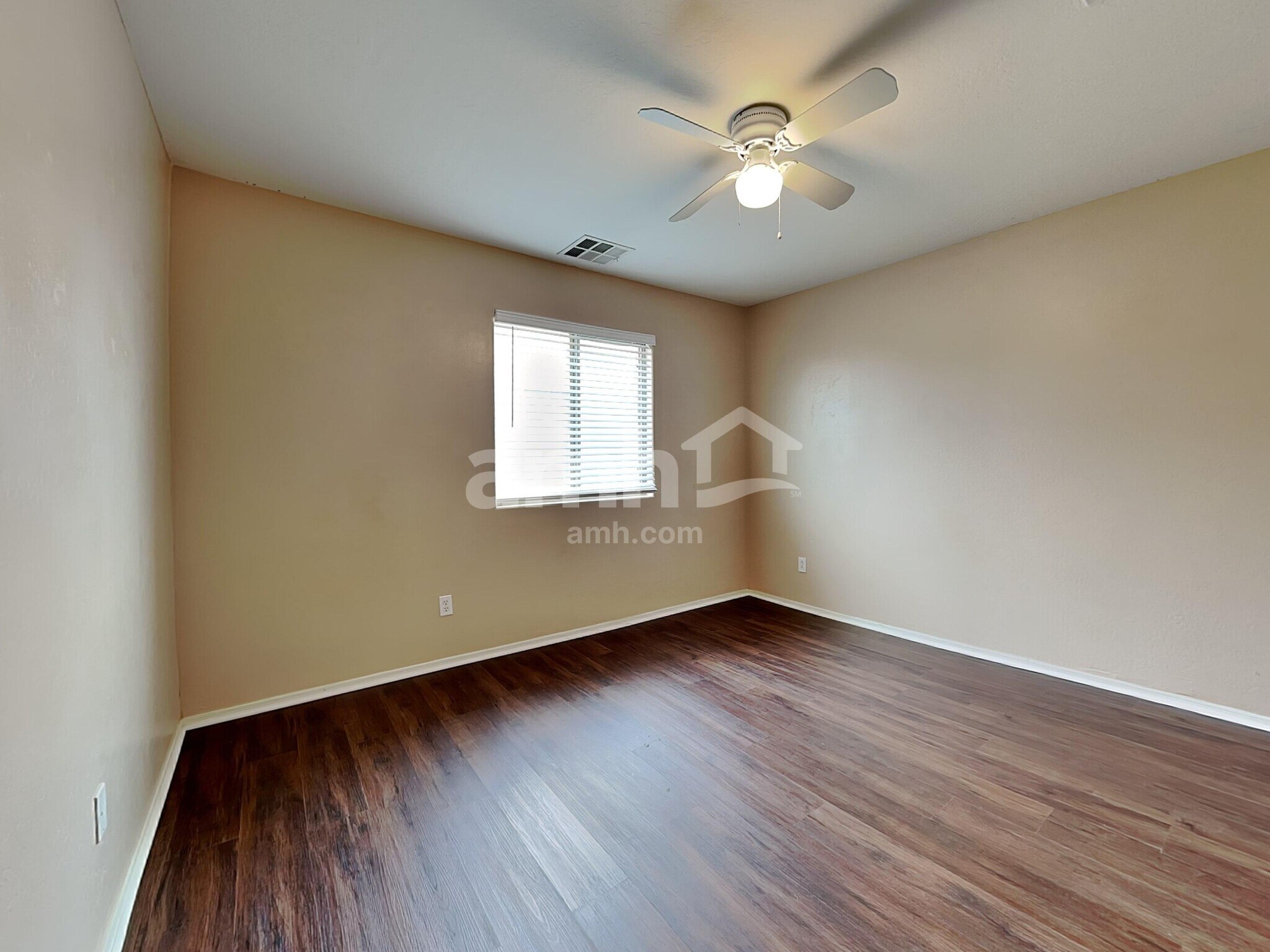 Building Photo - 3908 N 294th Ln