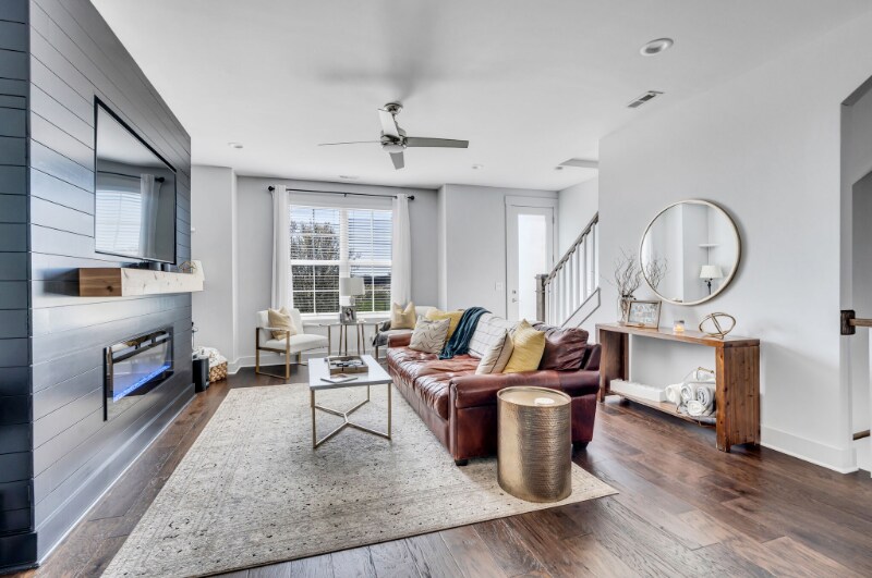 Building Photo - 740 Inspiration Blvd