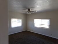 Building Photo - 729 Virginia St