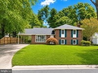 Building Photo - 1402 Mullins St