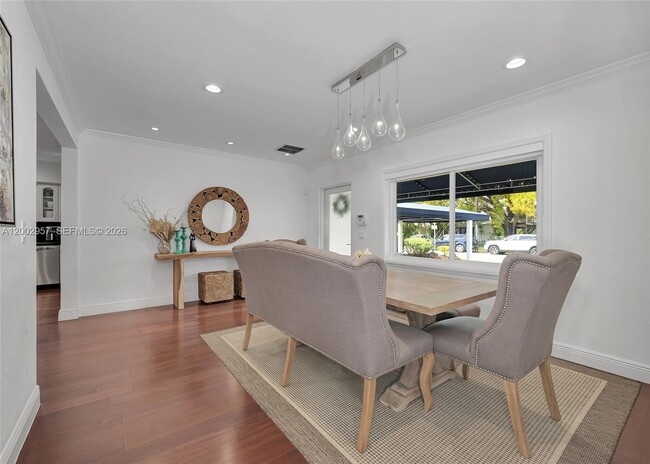 Building Photo - 6134 SW 28th St