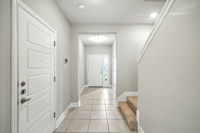 Building Photo - 32943 Turning Springs Dr