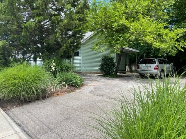 Building Photo - 3412 Ibsen Ave