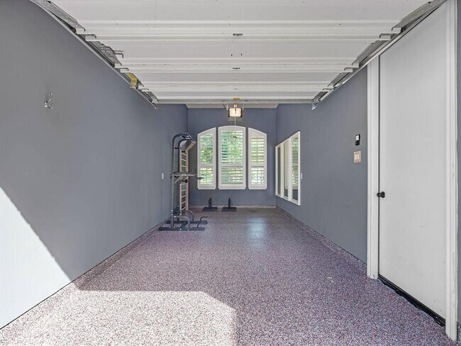 Building Photo - 19003 Cove Manor Dr