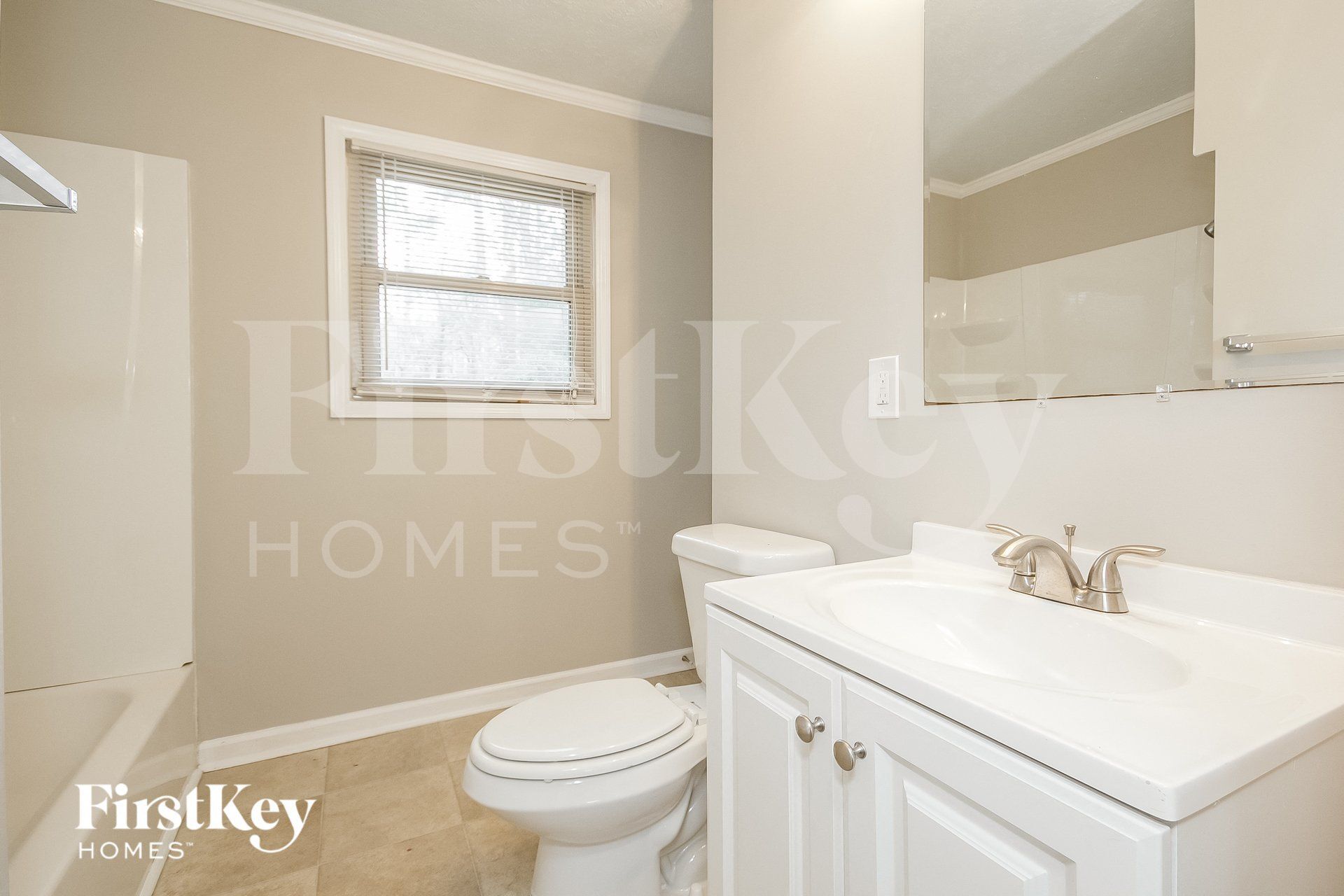 Building Photo - 7107 Willow Green Ct SW