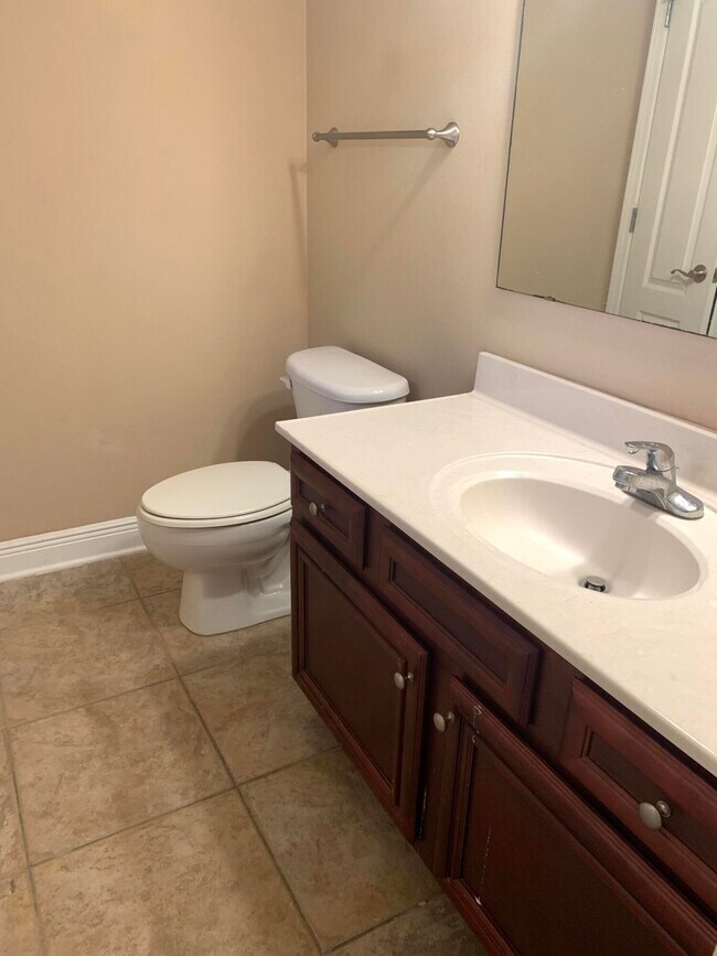 Building Photo - 1681 Hadleigh Hills Ct