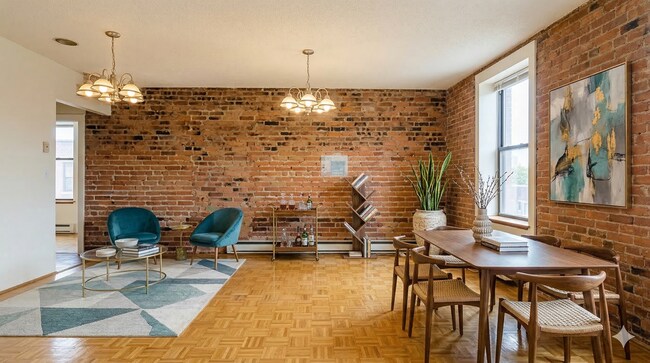 Building Photo - 4 Cypress St