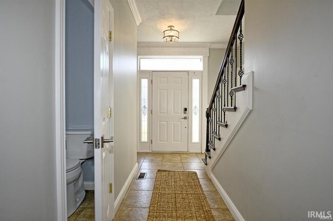 Building Photo - 4422 Wynbrooke Dr