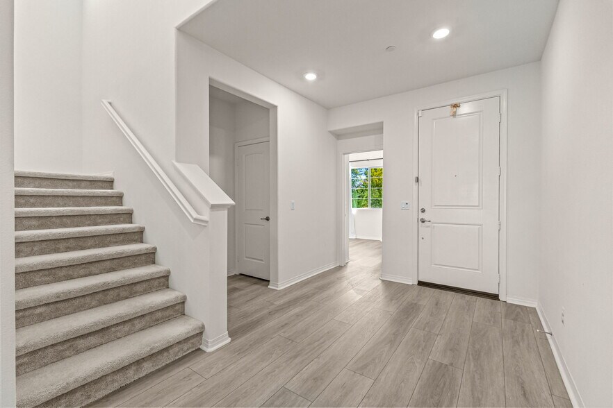 Building Photo - 29261 Humboldt Ct