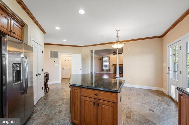 Building Photo - 604 Masters Dr