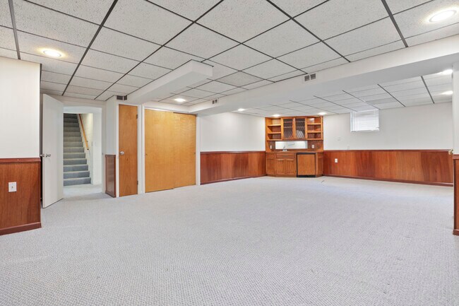 Basement Living - 2663 Charing Rd