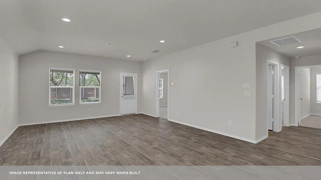Building Photo - 365 Empress Tree Dr