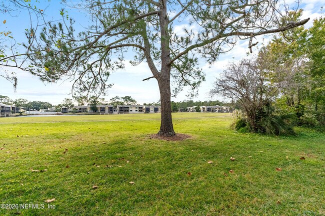Building Photo - 7602 Las Palmas Way
