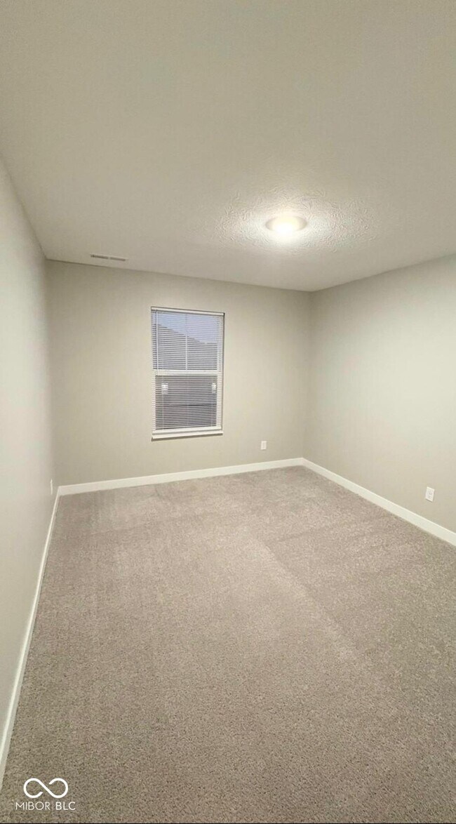 Building Photo - 6756 Sugar Crk Ln