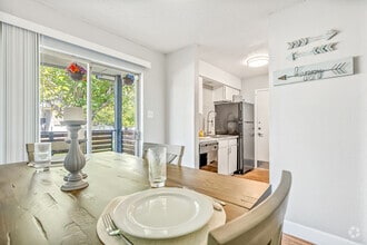Interior Photo - Park at Timberlake