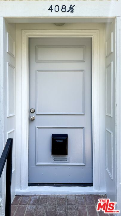Building Photo - 408 S Spalding Dr