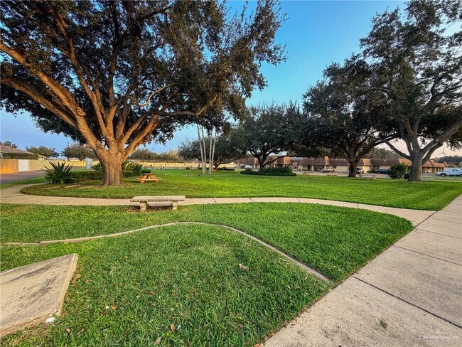 Building Photo - 29 E Uphall Ave