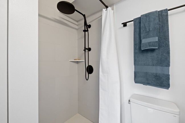 Building Photo - Hale Pono Waikiki by Gather: High-End 2BR,...