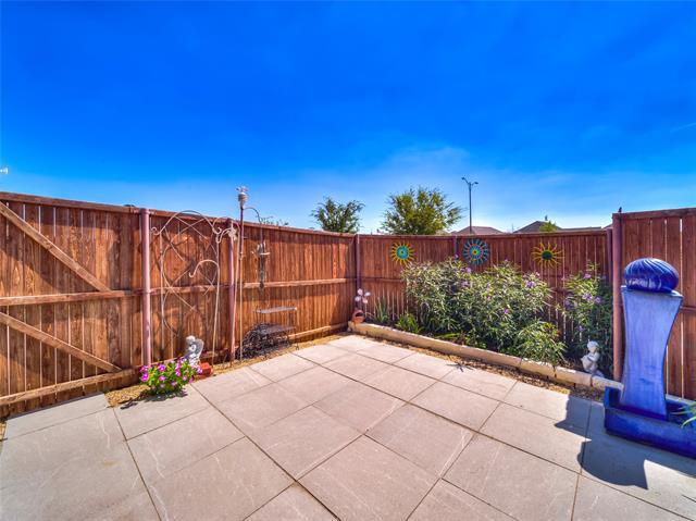 Building Photo - 1520 Saratoga Ave