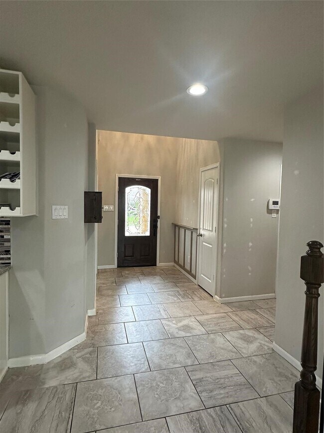 Building Photo - 4002 Spurwing Ln