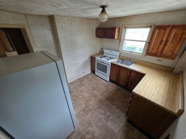 Building Photo - 3 Bedroom Apartment - Saugerties