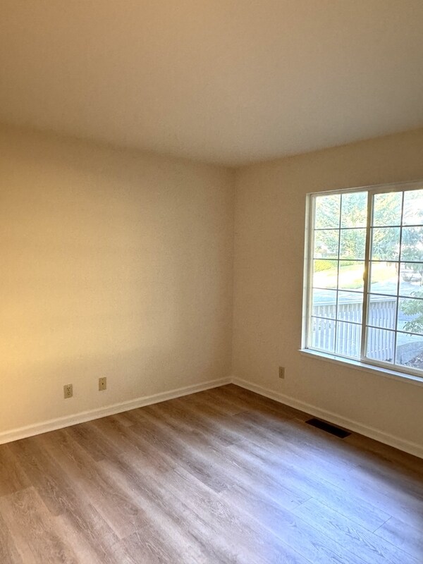 Building Photo - 146 Northridge Dr