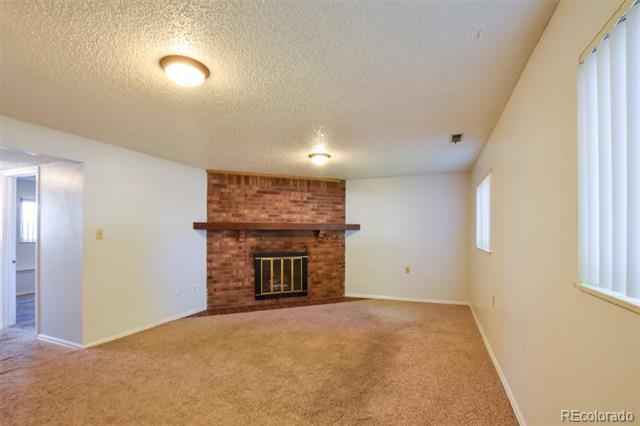 Building Photo - 4925 Hackamore Dr N