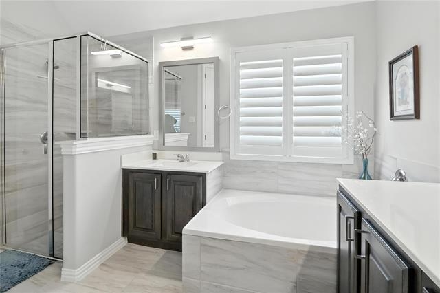 Building Photo - 5512 Pebble Dr